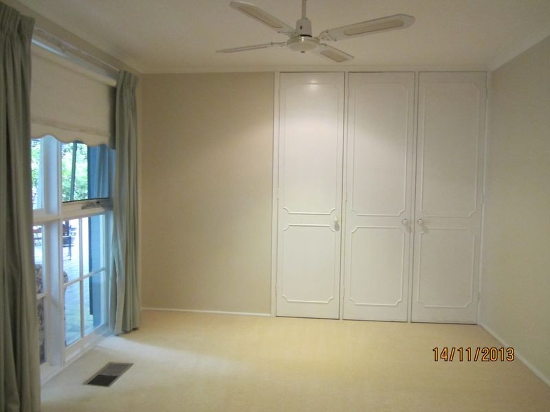 8 Finley Place, Glenhaven NSW 2156