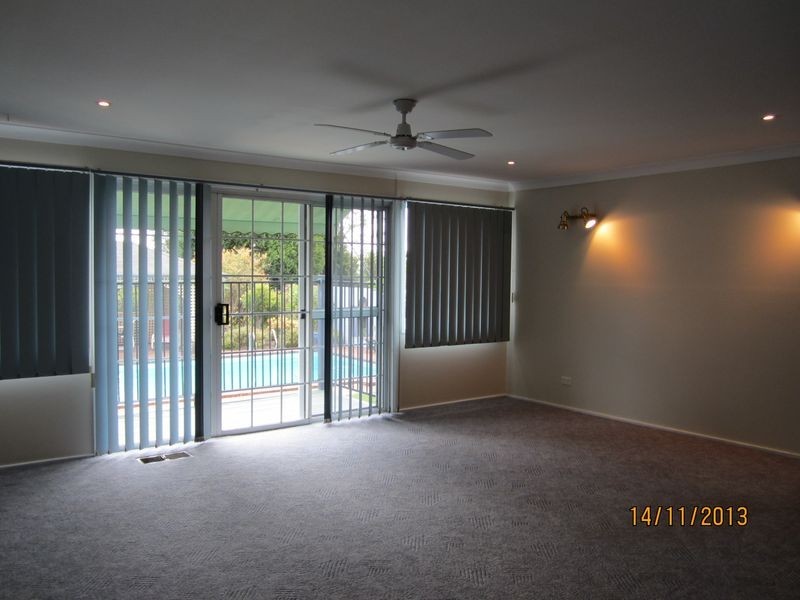 8 Finley Place, Glenhaven NSW 2156