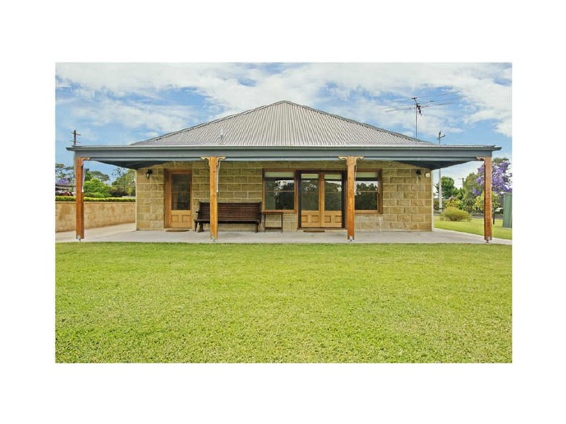 11 Campbell Road, Kenthurst NSW 2156