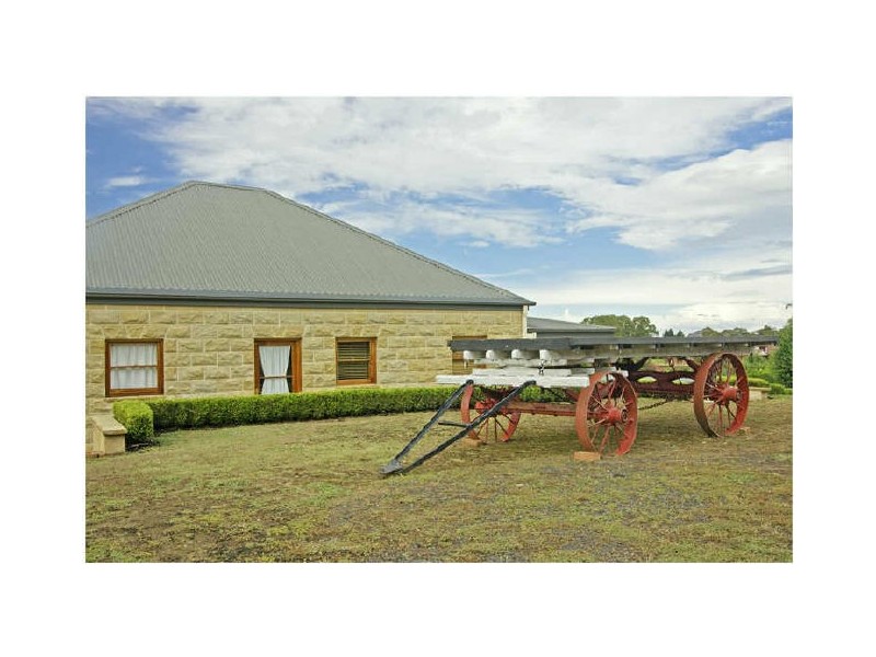 11 Campbell Road, Kenthurst NSW 2156
