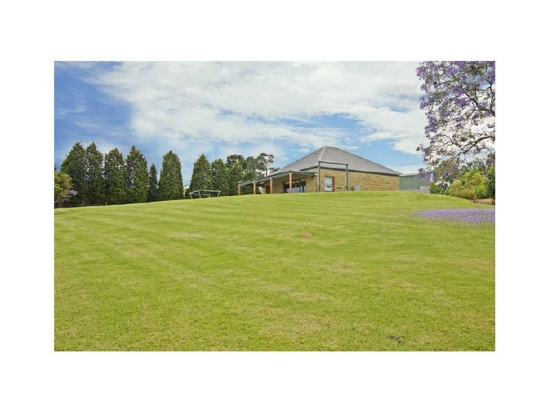 11 Campbell Road, Kenthurst NSW 2156