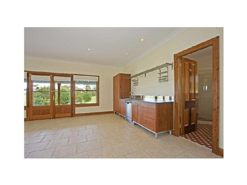 11 Campbell Road, Kenthurst NSW 2156