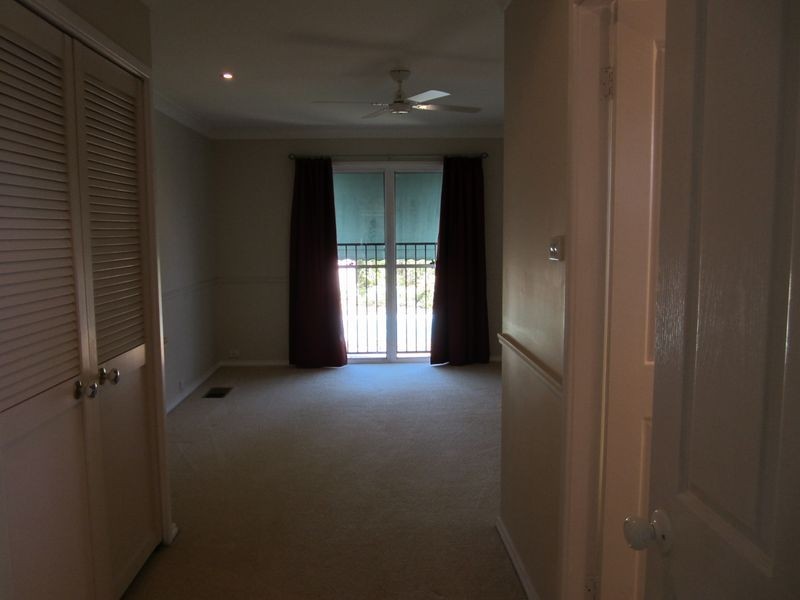 8 Finley Place, Glenhaven NSW 2156