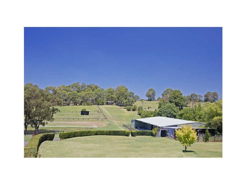 12 Blacks Rd, Arcadia NSW 2159