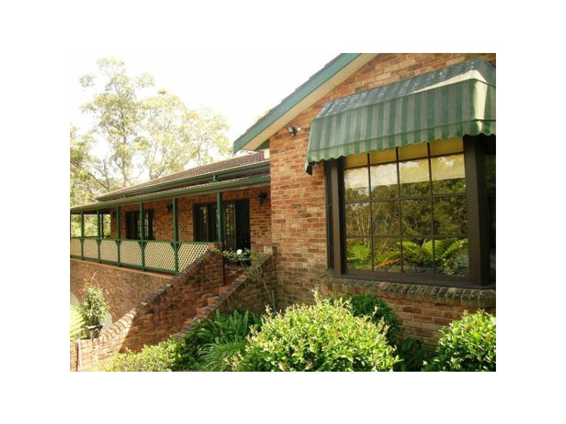 11 Adam Place, Glenhaven NSW 2156