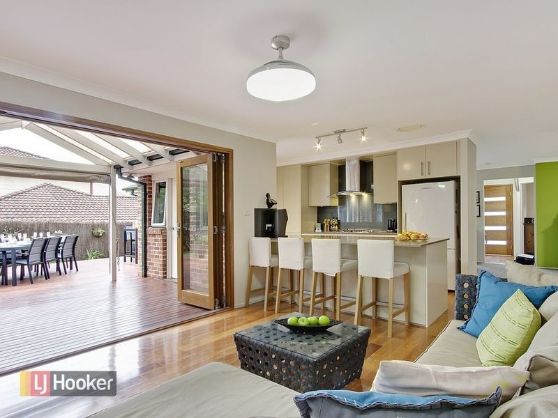 18 Rochford Way, Cherrybrook NSW 2126