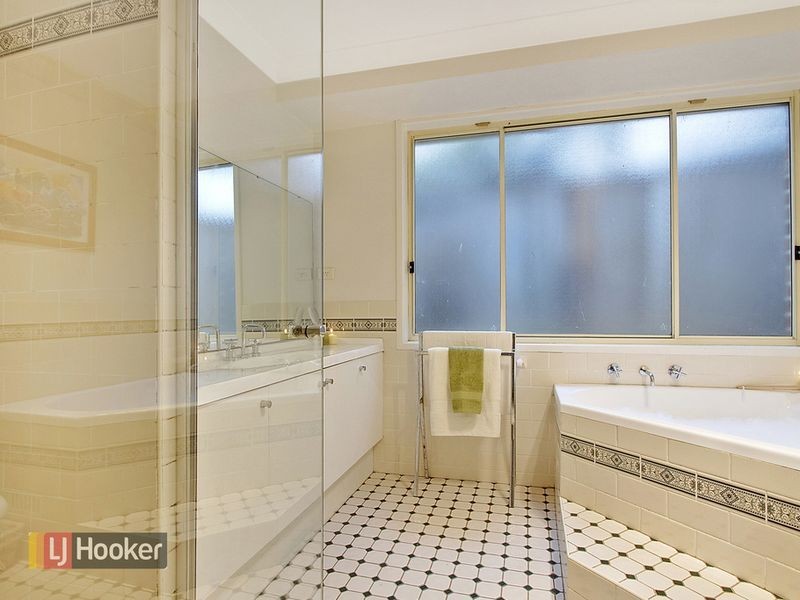 18 Rochford Way, Cherrybrook NSW 2126