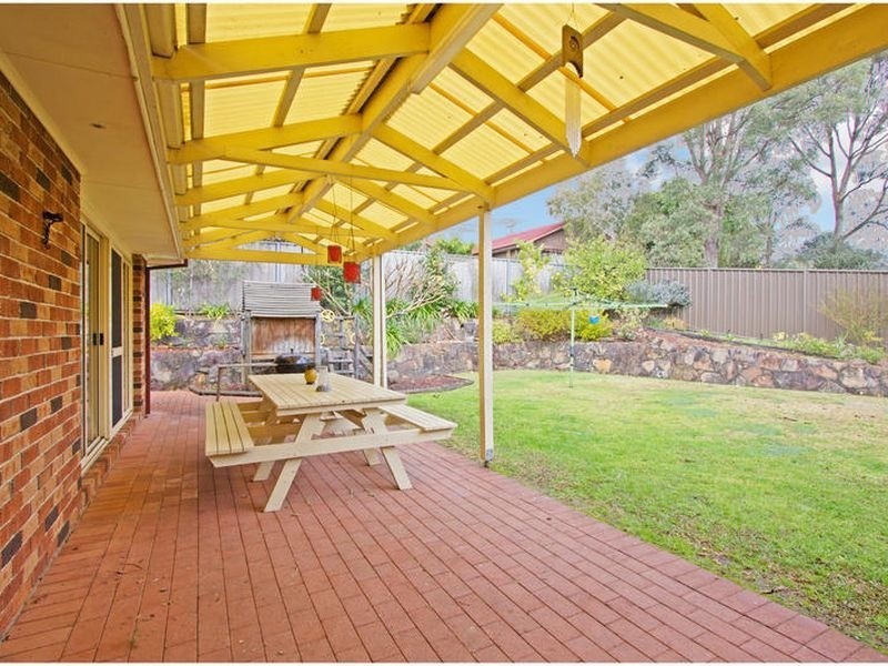 16 Freeman Avenue, Castle Hill NSW 2154