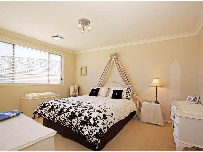 22 Highfield Place, Beaumont Hills NSW 2155