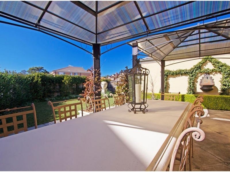 22 Highfield Place, Beaumont Hills NSW 2155