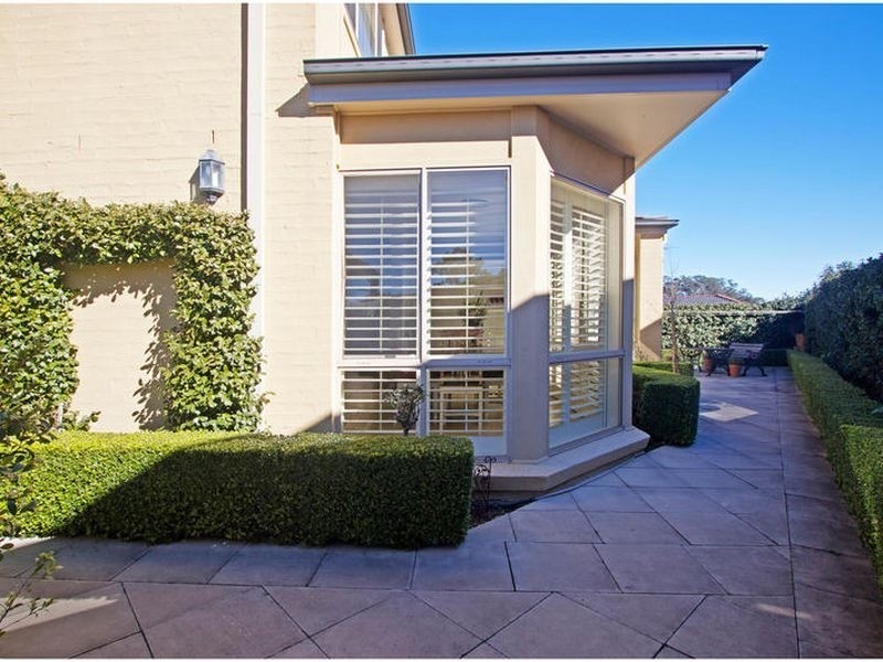 22 Highfield Place, Beaumont Hills NSW 2155