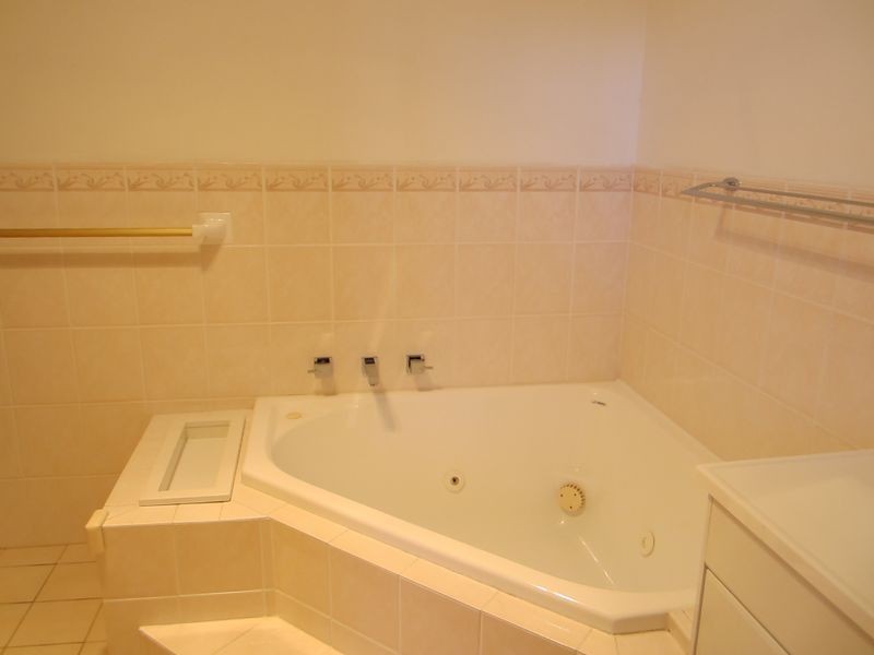 4A Dunraven Way, Cherrybrook NSW 2126