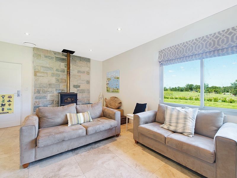2A Belbowrie Close, Galston NSW 2159