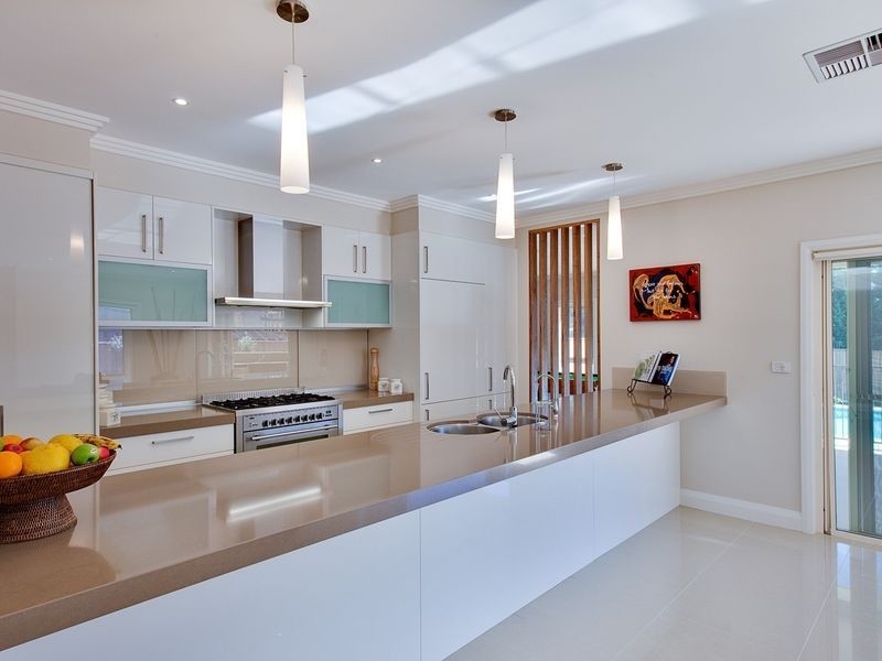 18 McIntyre Pl, Castle Hill NSW 2154