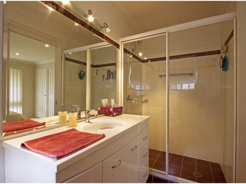 1 Greenbank Drive, Glenhaven NSW 2156