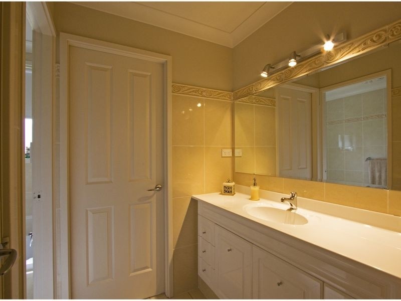 1 Greenbank Drive, Glenhaven NSW 2156