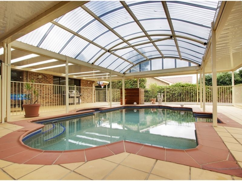 1 Greenbank Drive, Glenhaven NSW 2156