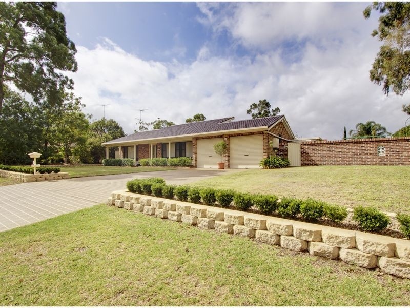 1 Greenbank Drive, Glenhaven NSW 2156