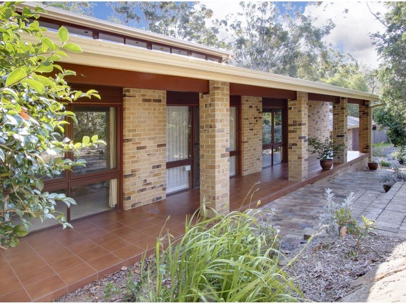 5 Blaxland Place, Glenhaven NSW 2156