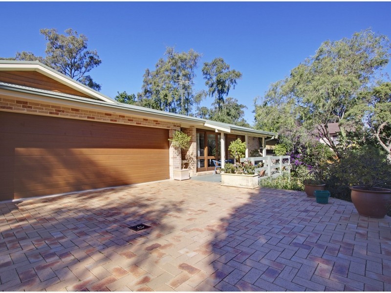 6 Renee Close, Glenhaven NSW 2156