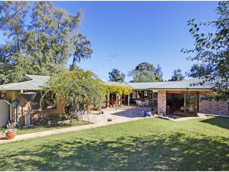 6 Renee Close, Glenhaven NSW 2156