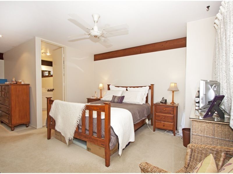 6 Renee Close, Glenhaven NSW 2156