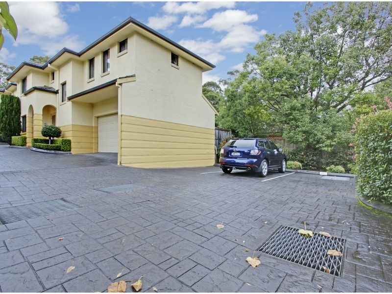 2/556 Old Northern Road, Dural NSW 2158