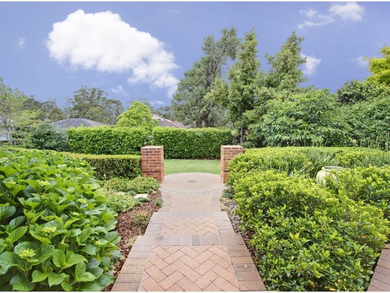 14 Finchley Place, Glenhaven NSW 2156