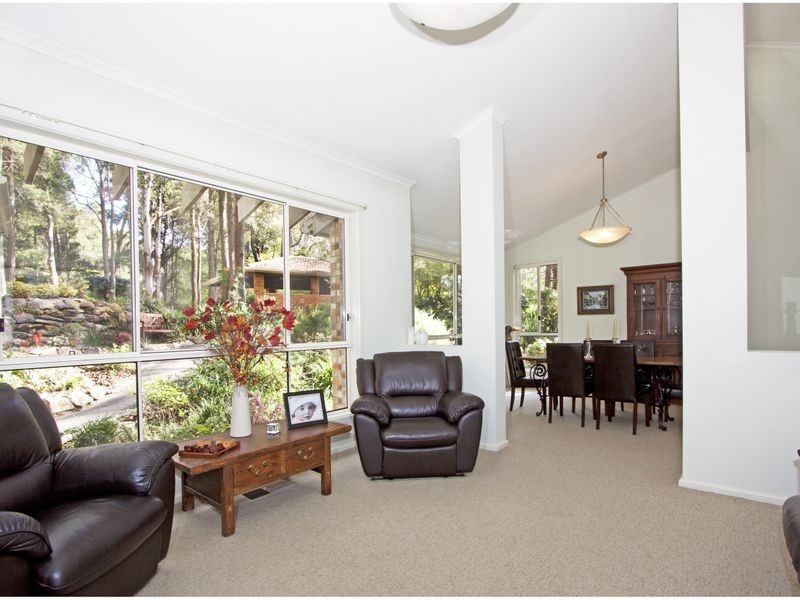 4 Bushland Place, Kenthurst NSW 2156