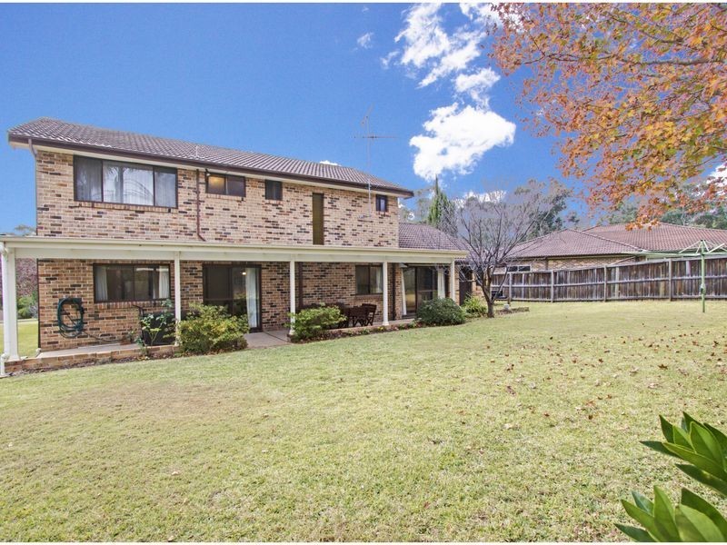 11 Farhall Place, Glenhaven NSW 2156