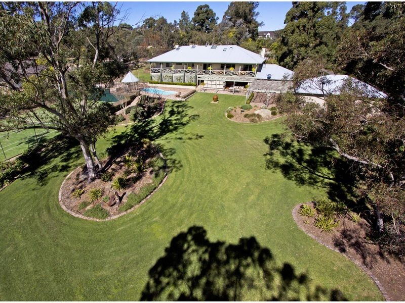 11 Whitehall Rd, Kenthurst NSW 2156