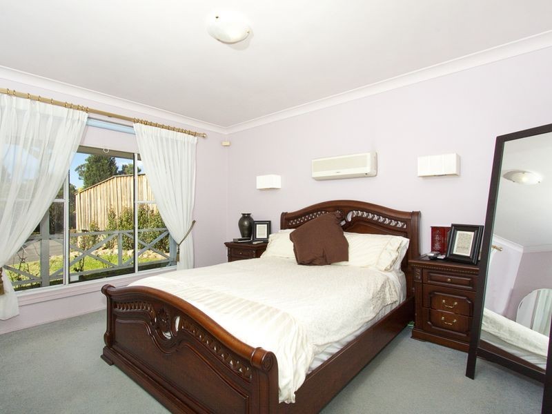 4 Fingal Ave, Glenhaven NSW 2156