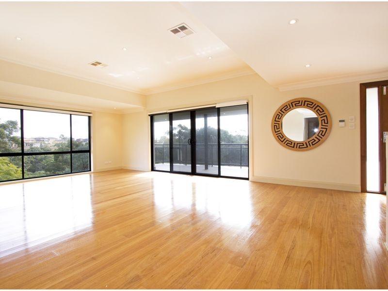 Castle Hill NSW 2154