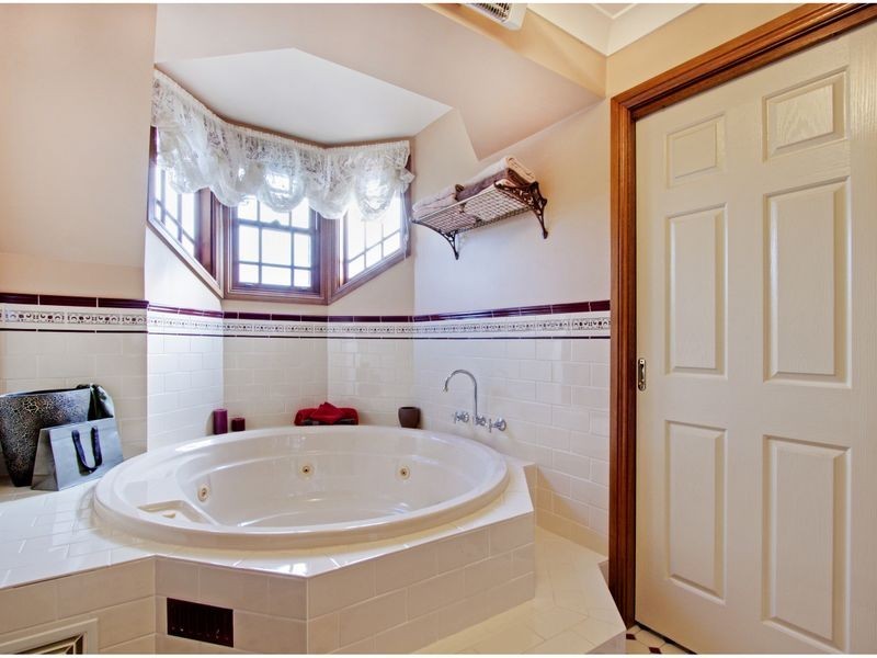 5 Fullers Road, Glenhaven NSW 2156