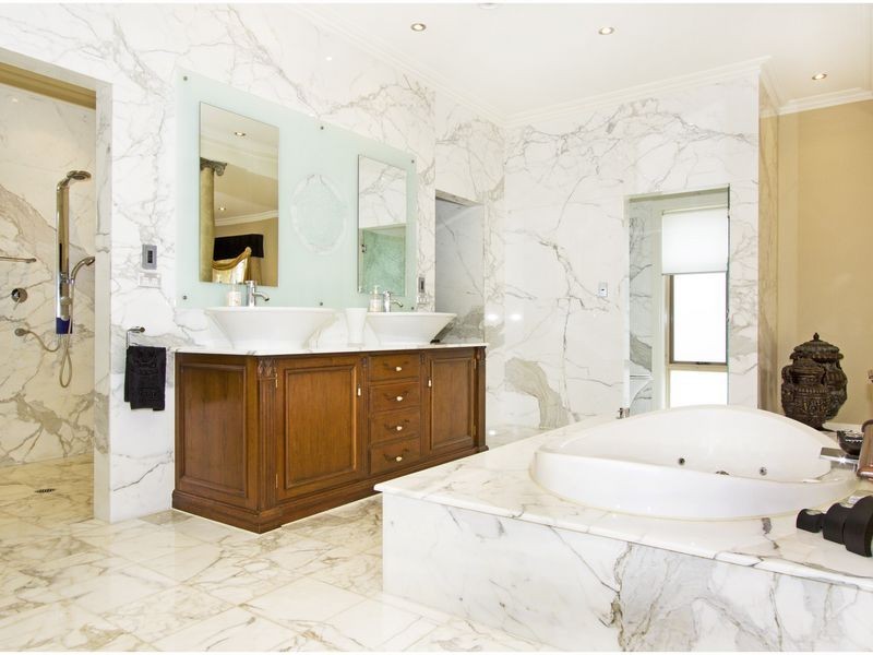 7 Carnarvon Avenue, Glenhaven NSW 2156