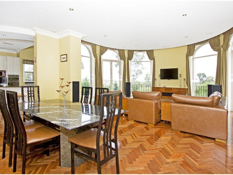 7 Carnarvon Avenue, Glenhaven NSW 2156