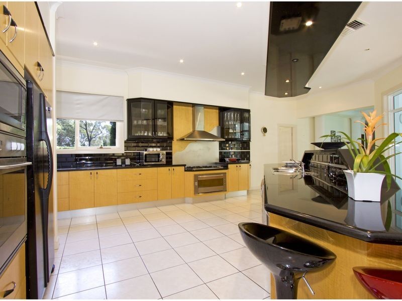 21 Wyoming Rd, Dural NSW 2158