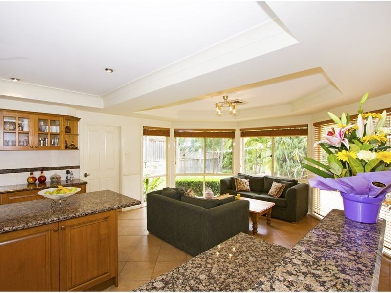 16 Badenoch Ave, Glenhaven NSW 2156