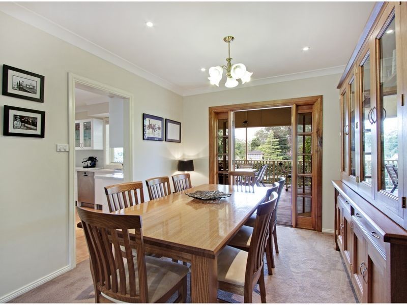 8 The Village Place, Dural NSW 2158