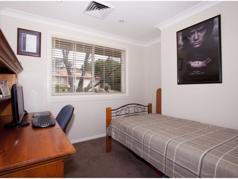 8 The Village Place, Dural NSW 2158