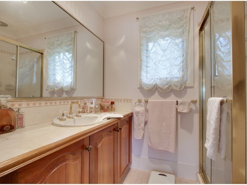 24 Gawain Court, Glenhaven NSW 2156