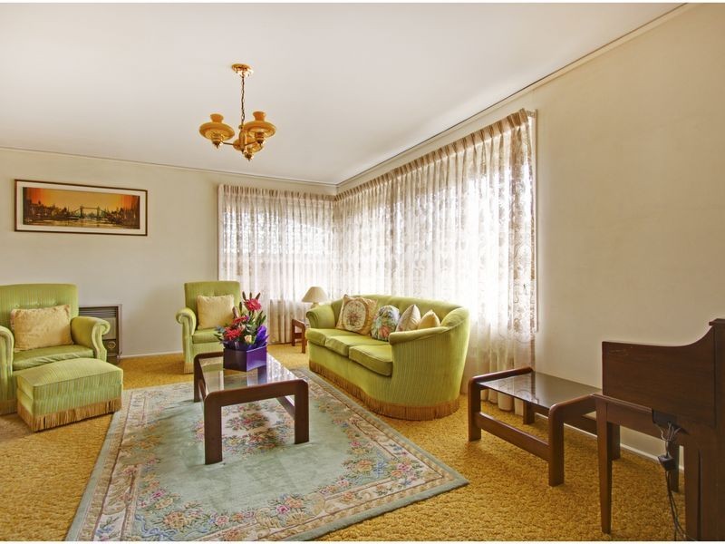 10 Millar Cres, Dural NSW 2158
