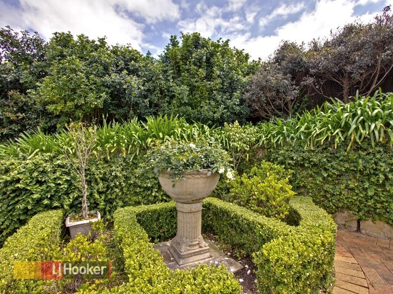 8 Cromerty Place, Glenhaven NSW 2156