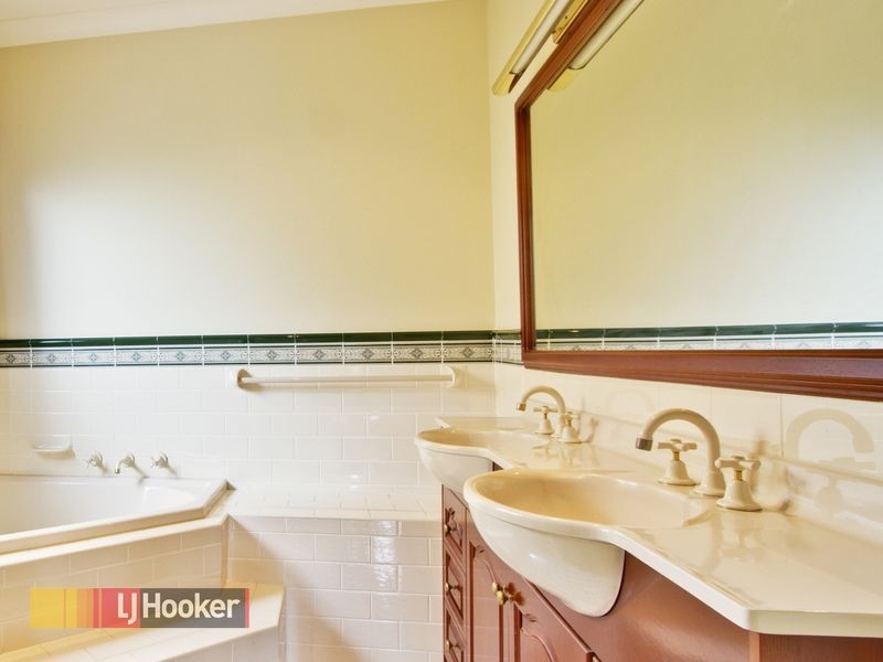 8 Cromerty Place, Glenhaven NSW 2156