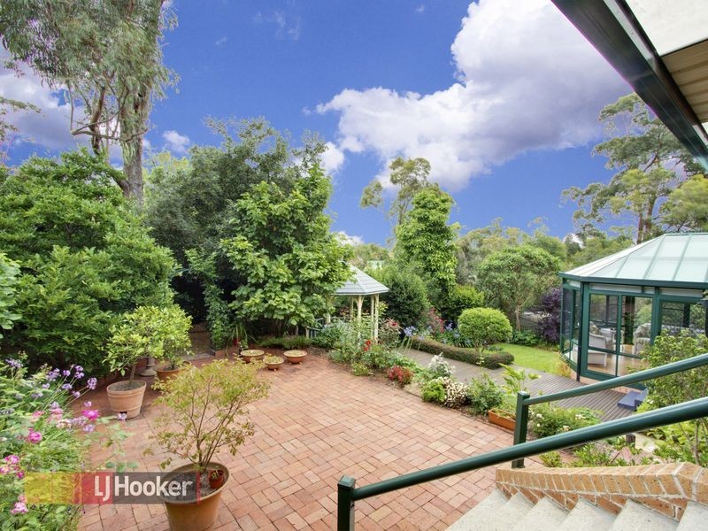 8 Araluen Place, Glenhaven NSW 2156