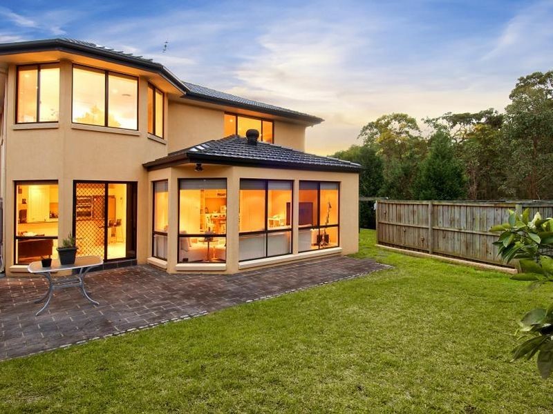 2 Lochton Place, Beaumont Hills NSW 2155