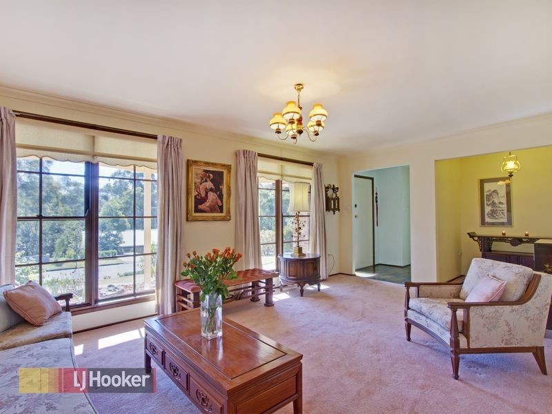 27 Hyde Ave, Glenhaven NSW 2156