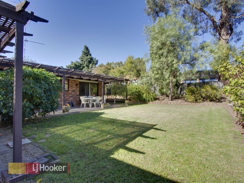 27 Hyde Ave, Glenhaven NSW 2156