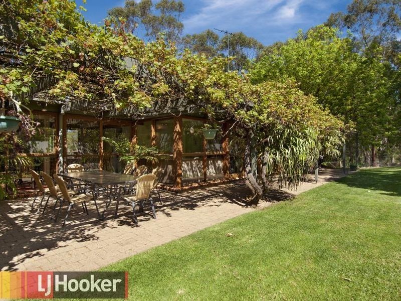 21 Volunteer Road, Kenthurst NSW 2156