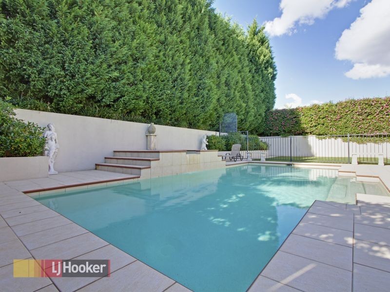 12 Carnarvon Avenue, Glenhaven NSW 2156